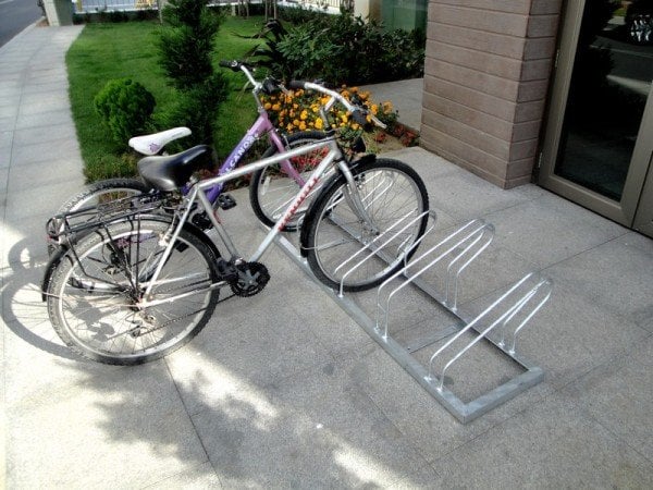 6'LI GÜÇLÜ GALVANİZLİ BİSİKLET PARKI